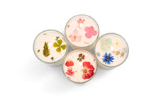 Load image into Gallery viewer, Scented Garden Candles with Pressed Herbs
